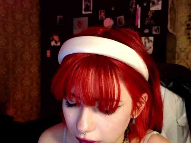 MissMorganMoon webcam