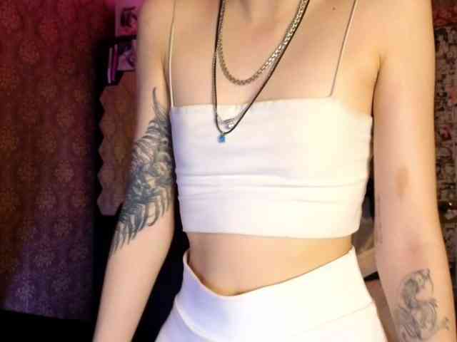 MissMorganMoon webcam