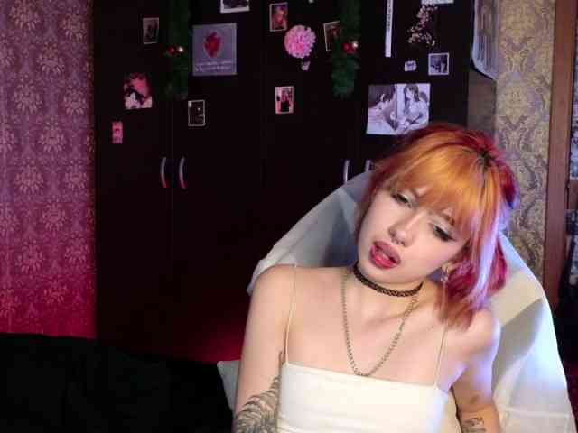 MissMorganMoon webcam