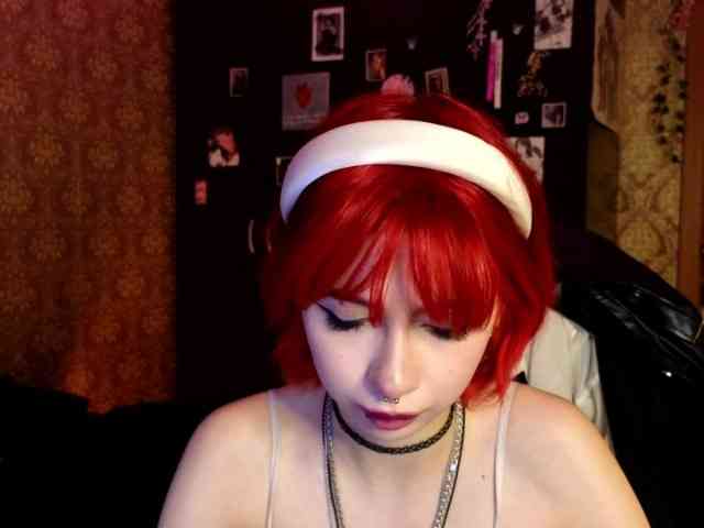 MissMorganMoon webcam