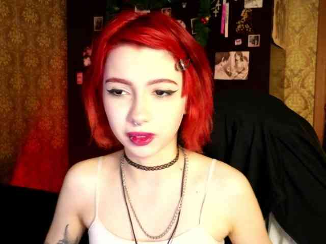 MissMorganMoon webcam