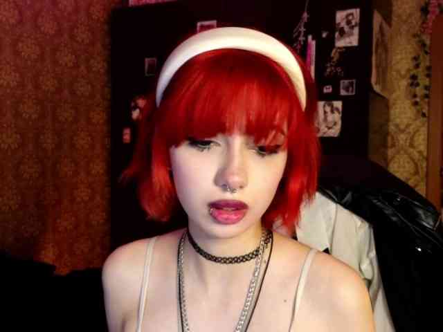 MissMorganMoon webcam