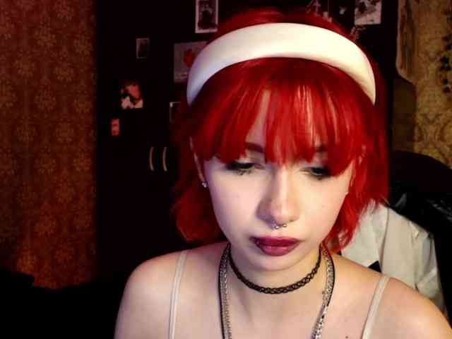 MissMorganMoon webcam