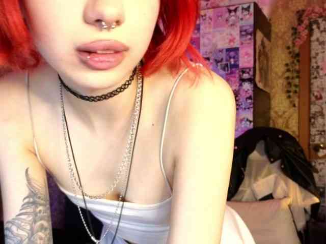 MissMorganMoon webcam