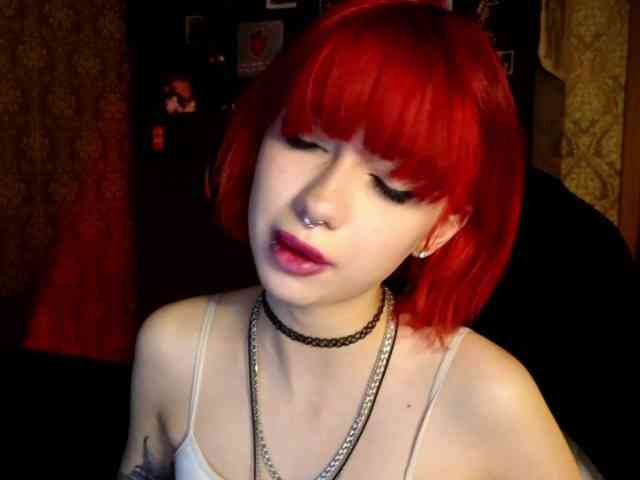 MissMorganMoon webcam