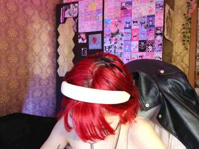 MissMorganMoon webcam