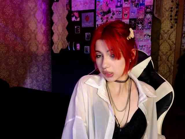 MissMorganMoon webcam
