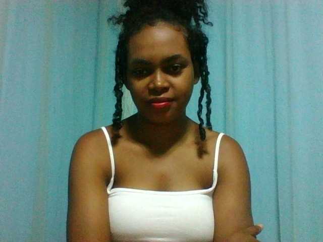 Elinah — Freechat on BongaCams