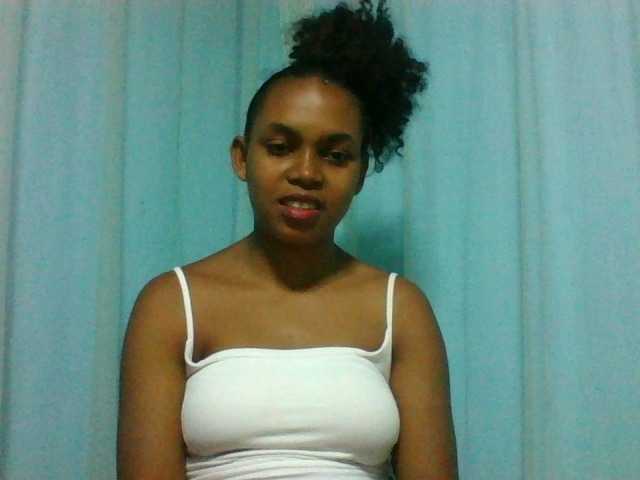 Elinah — Freechat on BongaCams