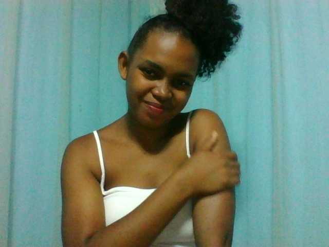 Elinah — Freechat on BongaCams