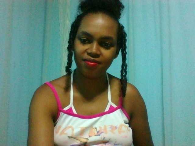 Elinah streaming on Webcambliss