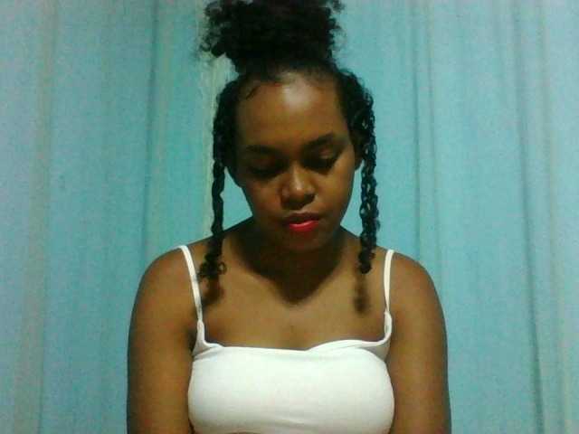 Elinah streaming on Webcambliss