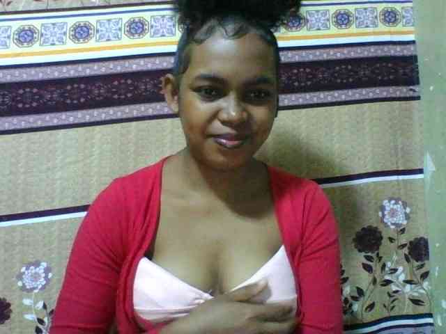 Elinah webcam