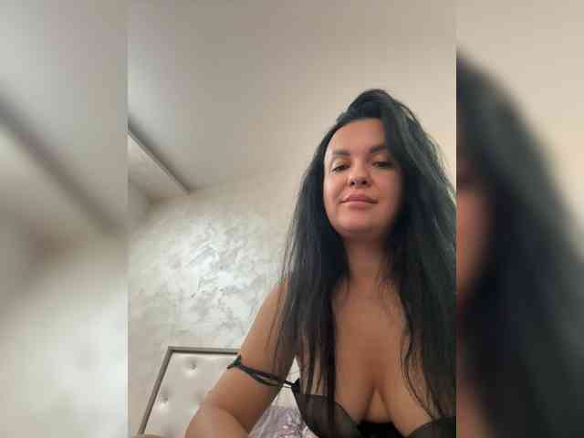 MoliKisa Live Webcam on BongaCams