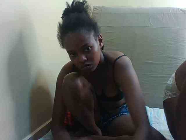 Petites-ebony Petites-ebony