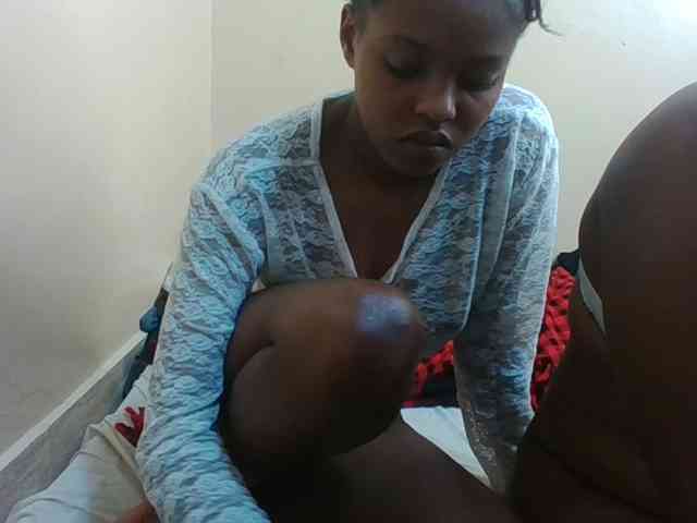 Petites-ebony Petites-ebony