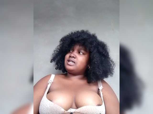 Ezrahsexy's BongaCams show and profile