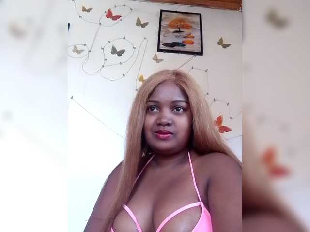 Ezrahsexy's BongaCams show and profile