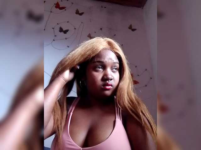 Ezrahsexy — Freechat on BongaCams