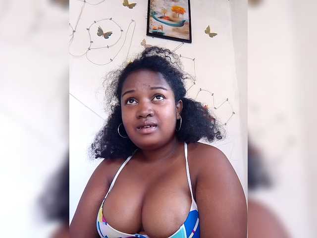 Ezrahsexy's BongaCams show and profile