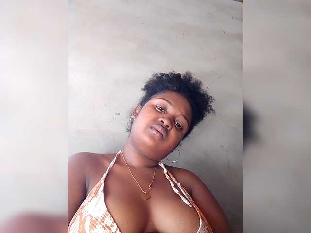 Ezrahsexy's BongaCams show and profile