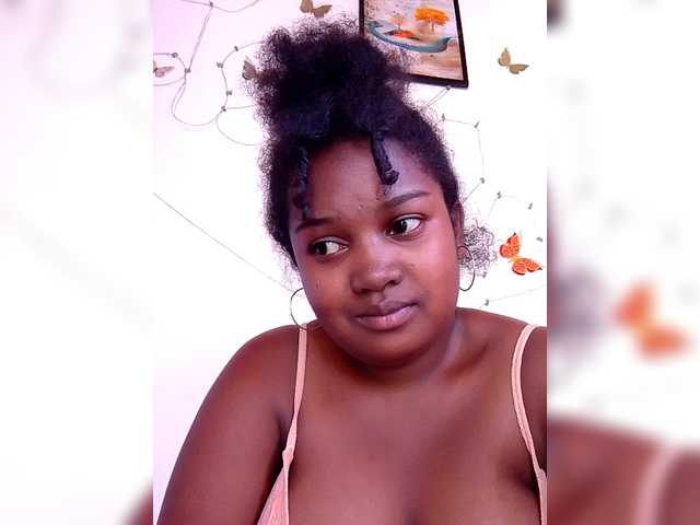 Ezrahsexy's BongaCams show and profile