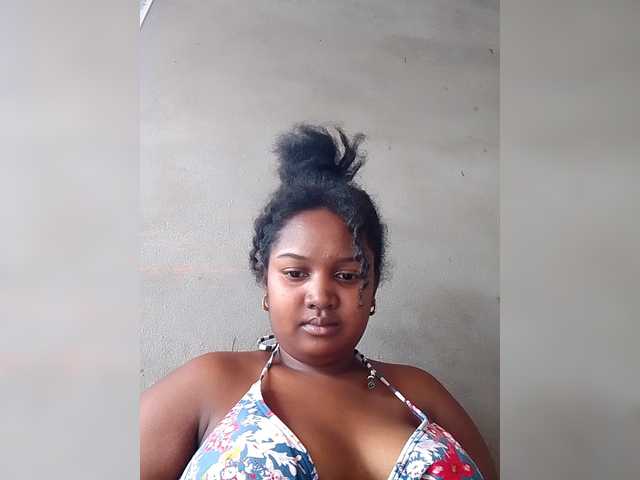 Ezrahsexy's BongaCams show and profile