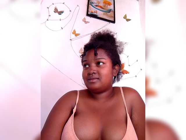 Ezrahsexy's BongaCams show and profile