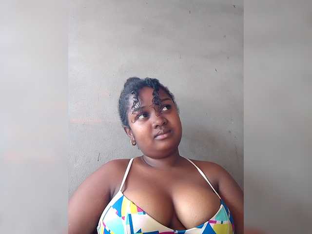 Ezrahsexy's BongaCams show and profile