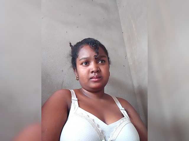 Ezrahsexy's BongaCams show and profile