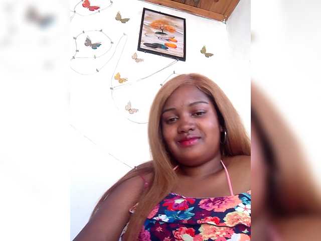 Ezrahsexy's BongaCams show and profile