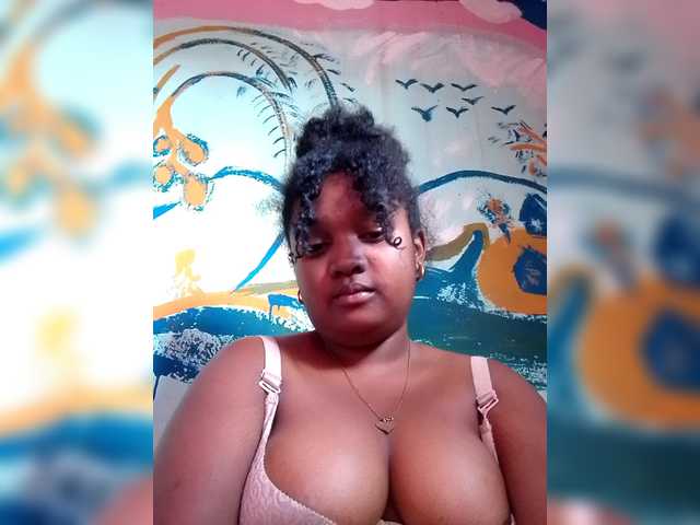 Ezrahsexy's BongaCams show and profile