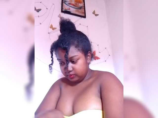 Ezrahsexy's BongaCams show and profile