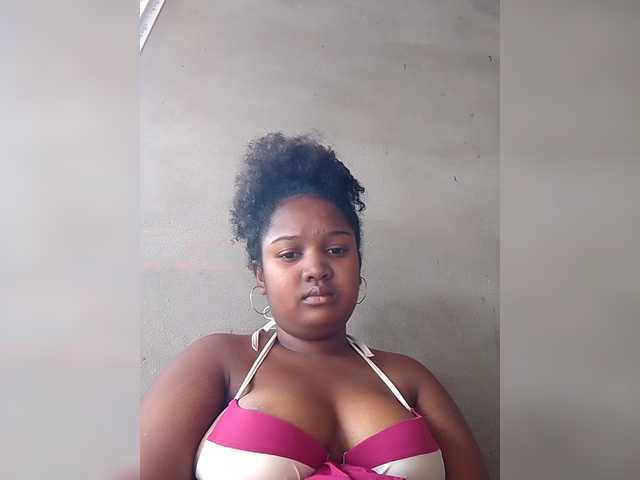 Ezrahsexy's BongaCams show and profile