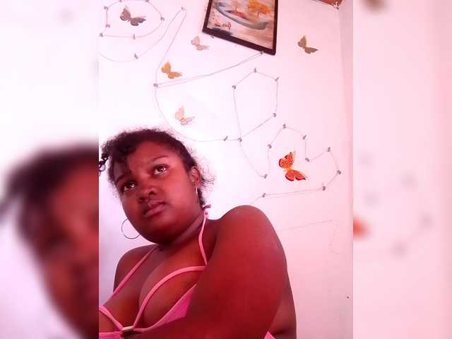 Ezrahsexy's BongaCams show and profile