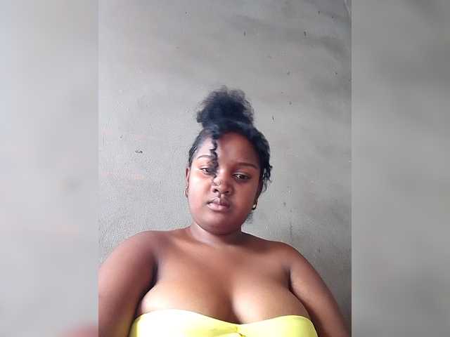 Ezrahsexy's BongaCams show and profile