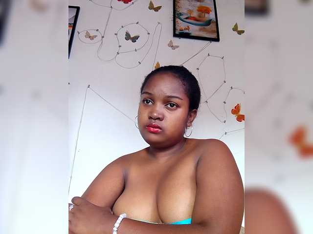 Ezrahsexy — Freechat on BongaCams