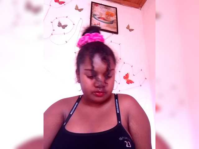 Ezrahsexy's BongaCams show and profile