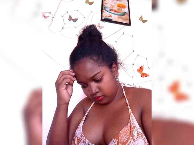 Ezrahsexy Live Webcam on BongaCams