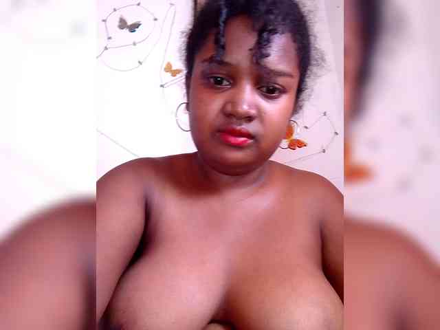 Ezrahsexy Live Webcam on BongaCams