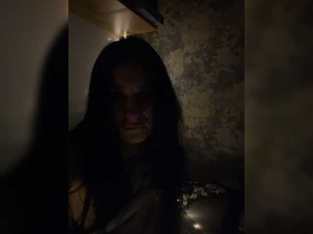 Adaiza1's BongaCams show and profile