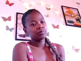 Sayrahsexy's Live Webcam