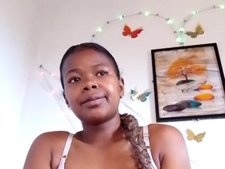 Sayrahsexy's Live Webcam