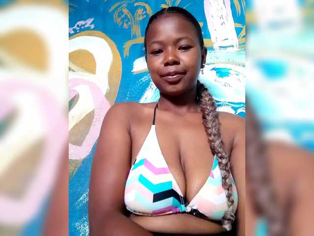 Sayrahsexy's BongaCams show and profile