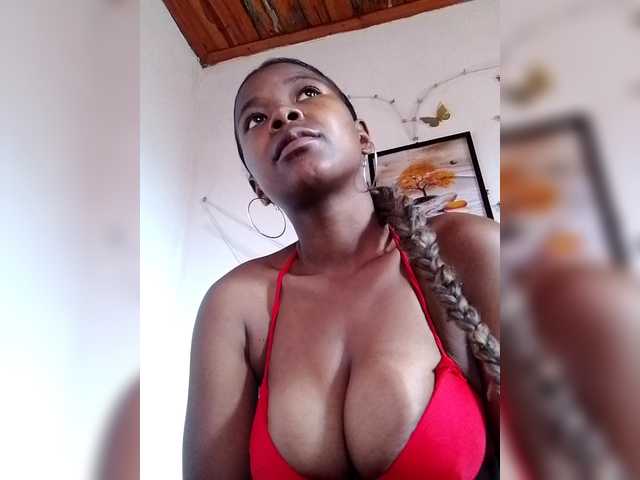 Sayrahsexy's BongaCams show and profile