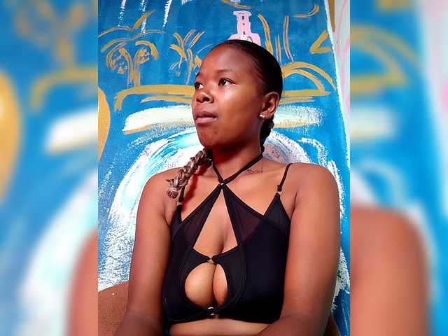 Sayrahsexy's BongaCams show and profile