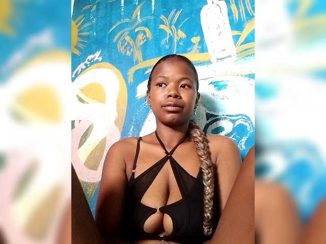 Sayrahsexy's BongaCams show and profile