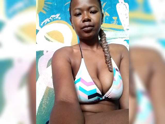 Sayrahsexy's BongaCams show and profile