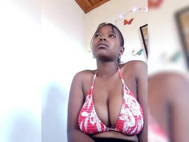 Sayrahsexy's BongaCams show and profile