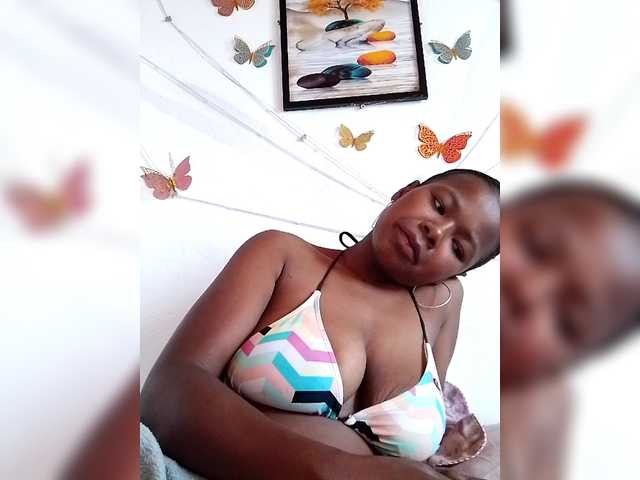 Sayrahsexy's BongaCams show and profile